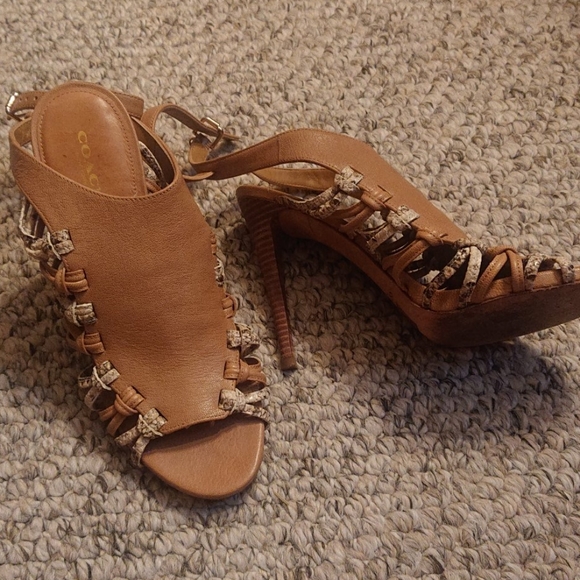 Coach Nude Leather Criss Cross Heels - Picture 2 of 7